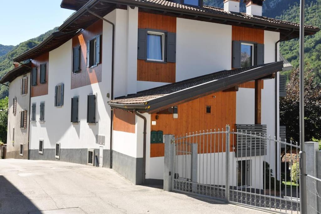 Apartamento Casa Rosa Molina di Ledro Exterior foto